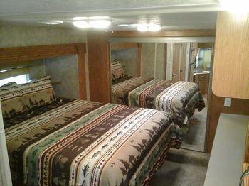 Camp James Hotel Кърнвил Екстериор снимка